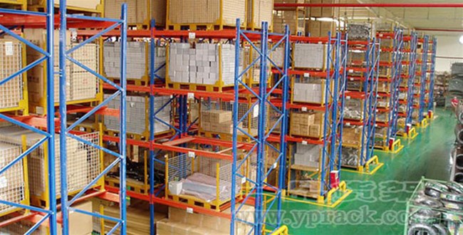 使用倉(cāng)儲(chǔ)貨架有什么防護(hù)措施？